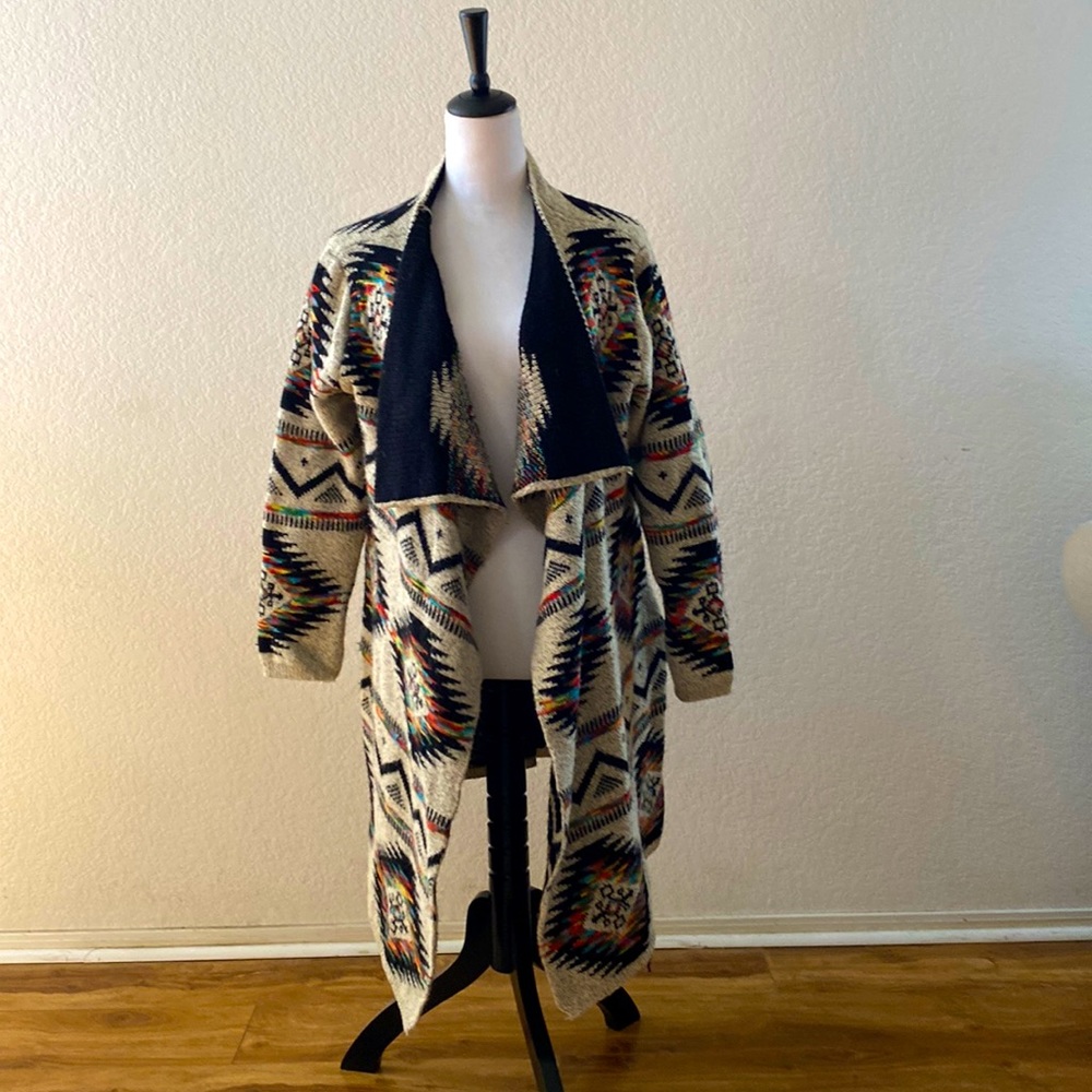 Brand dreamers, size small, multi colors